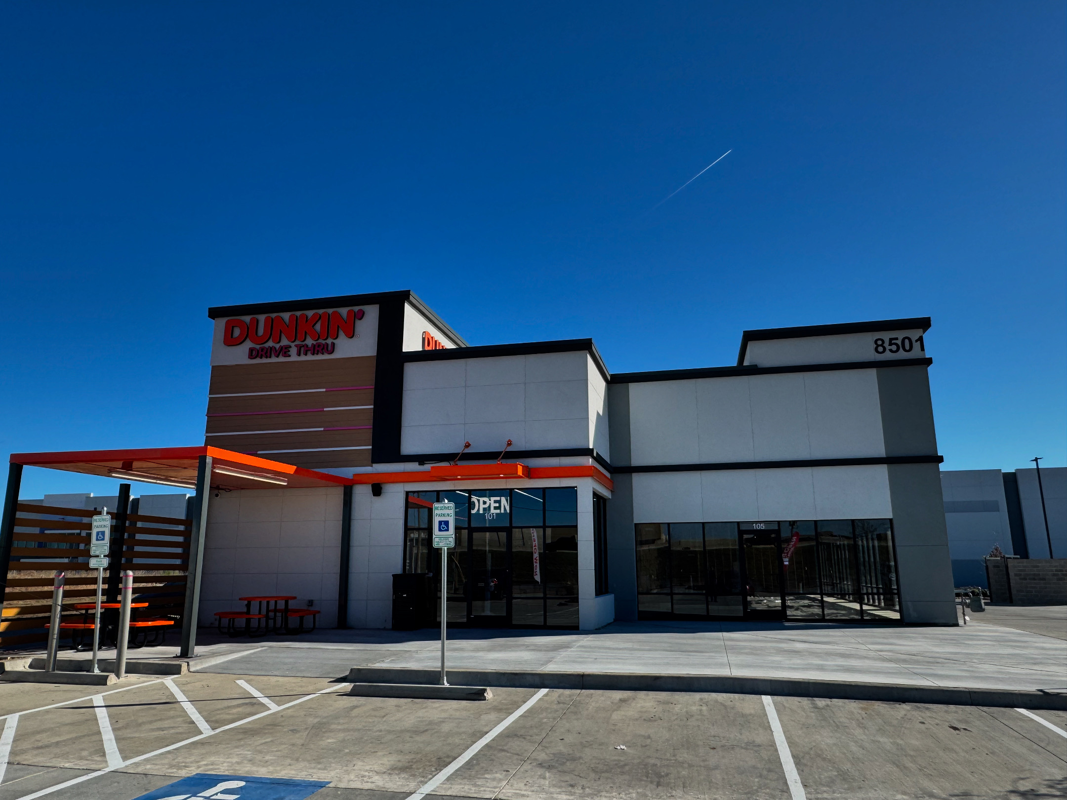 GSM Wall Systems EIFS commercial project — Dunkin Drive Thru Dallas TX